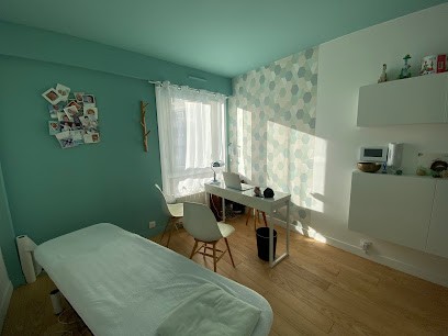 Aurore Solivéres, Ostéopathe à Paris 12