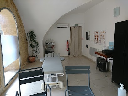 Malez Malvina Ostéopathe, Ostéopathe à Castillon-du-Gard