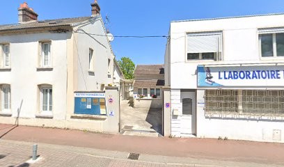 Allison Guyen-Gudlin (ostéopathe), Ostéopathe à Mantes-la-Jolie