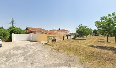 Pesenti Maeva, Ostéopathe à Redessan