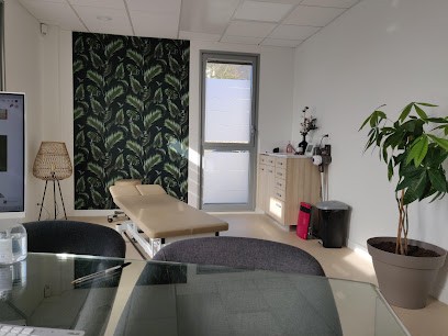 Ostéopathe D.O. Charlotte Jambou, Ostéopathe au Faouët