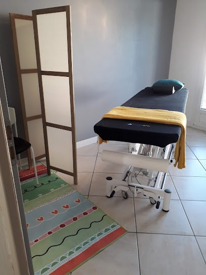 Alfinda MORALES GRAMAJO, Ostéopathe à Saint-Fargeau-Ponthierry