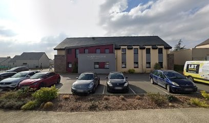 Julie Nicolas, Ostéopathe, Ostéopathe à Pleudihen-sur-Rance