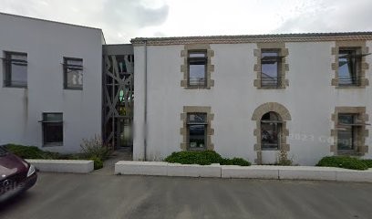 GIRARD Emma - Ostéopathe D.O., Ostéopathe à Saint-Philbert-de-Bouaine