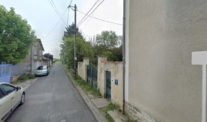 Alizée LEFORT Ostéopathe Et Ostéopathie Aquatique, Ostéopathe à Villeneuve-la-Comtesse