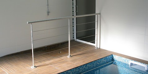 AQUA OSTEO - Cabinet D'ostéopathie Et D'ostéopathie Aquatique - Marine Santamaria & Gaël Clottes, Ostéopathe à Craponne