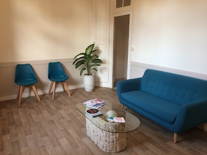 Mme Elsa Poucin - Ostéopathe, Ostéopathe à Saumur