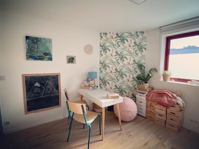 Compan Jenna-Antonella Ostéopathe, Posturologue, Ostéopathe à Capbreton