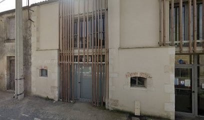 Ostéopathe D.O. GIBAUD Laura-Line, Ostéopathe à L'Île-d'Elle