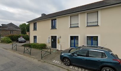 Ariane Cauchy, Ostéopathe à Tinténiac