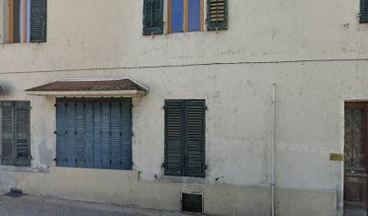 Aurélie Philibert Ostéopathe Pour Animaux, Ostéopathe à Seyssel