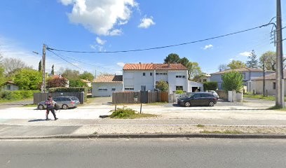 LE GALL Stéphanie MASSEUR KINESITHERAPEUTE Et OSTEOPATHE Soins à Domicile, Ostéopathe à Saint-Médard-en-Jalles