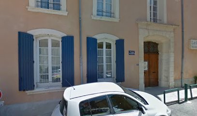 Laure Van Bergen Ostéopathe, Ostéopathe à Malaucène