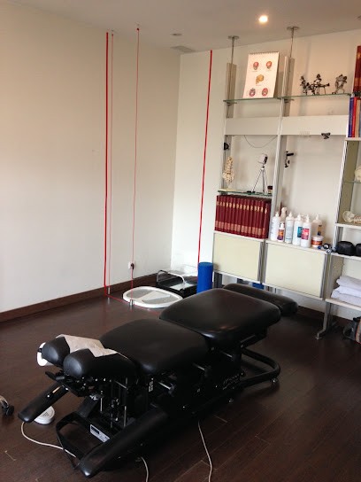 Moadab Benjamin, Ostéopathe à Saint-Rémy-lès-Chevreuse