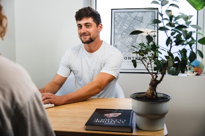 Florent Coudry Ostéopathe D.O, Ostéopathe à Tresses