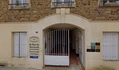 Justine Mercier Ostéopathe, Ostéopathe au Merlerault