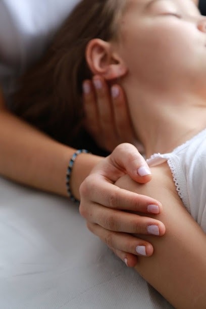 Emilie Rolland, Ostéopathe à Marcillé-Robert