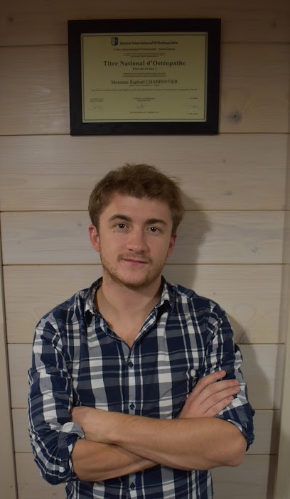 Raphaël Charpentier - Ostéopathe D.O., Ostéopathe à Verchaix