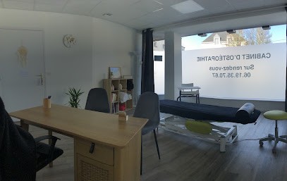 Charlotte Even Troédec Ostéopathe, Ostéopathe à Locmiquélic