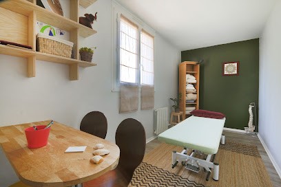 Laura BOUCHENY Ostéopathe, Ostéopathe à La Riche