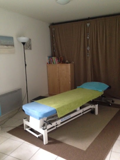 Madame Stéphanie LACROIX - Ostéopathe, Ostéopathe à Corbeil-Essonnes