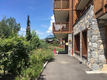 Magali CASTELLA - Ostéopathe D.O., Ostéopathe à Samoëns