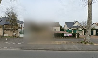 Camille Collin Ostéopathe D.O., Ostéopathe à Saint-Jean-le-Blanc