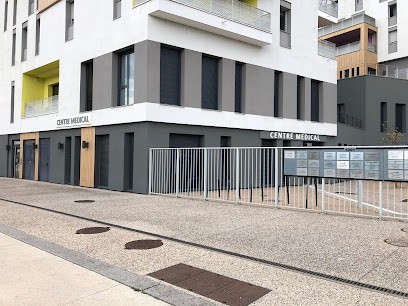 Ostéopathe - Annabelle DUROUSSET, Ostéopathe à Sathonay-Camp