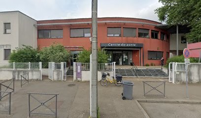 CLOUZEAU Cyril, Ostéopathe à Vaulx-en-Velin