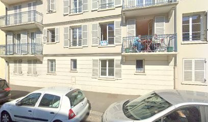 Haab Léonie, Ostéopathe à Fontainebleau