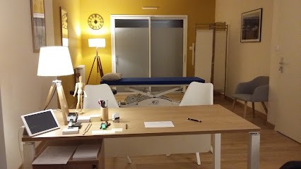 Cabinet d'ostéopathie de Jean-Baptiste Evain, Patrice Legland et Louise Philippot, Ostéopathe à Péaule