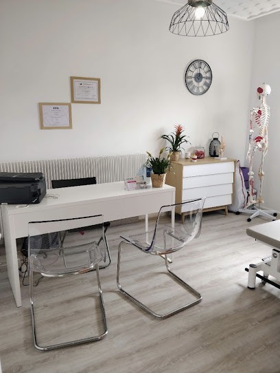 Emma Girard - Ostéopathe, Ostéopathe à Vernouillet