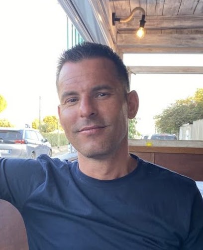 Exposito Vincent, Ostéopathe à Scionzier