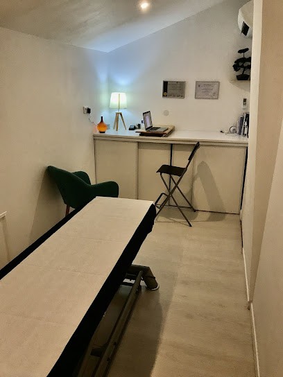 Alexis D' Halluin, Ostéopathe à Maisons-Laffitte