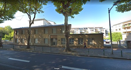 Laura Bourhis Ostéopahte D.O., Ostéopathe aux Andelys