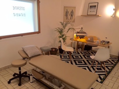 Alexandre Simbelie - Ostéopathe D.O. - La Défense, Ostéopathe à Puteaux