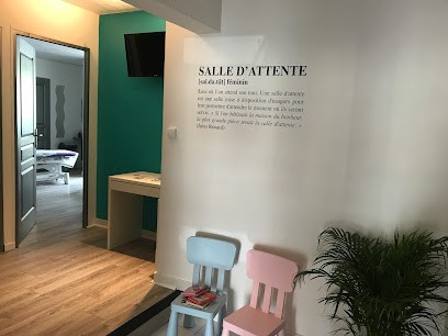 Claire DESLANDES BOUCHENE, Ostéopathe à Pornic