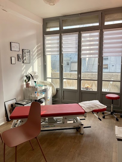 Julie Basset - Ostéopathe Paris, Ostéopathe à Paris 02