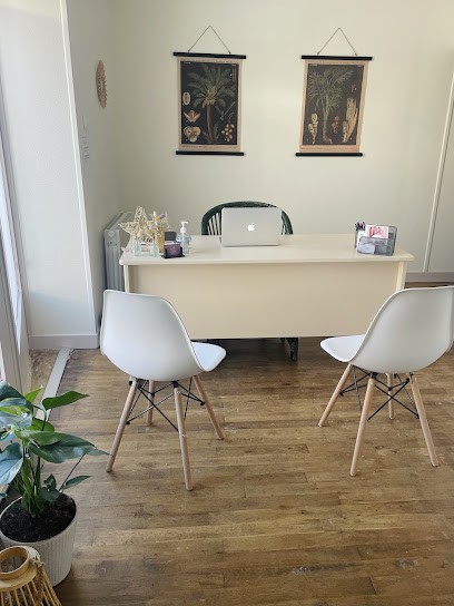 Vignal Laurianne Ostéopathe D.O, Ostéopathe à Chanac-les-Mines