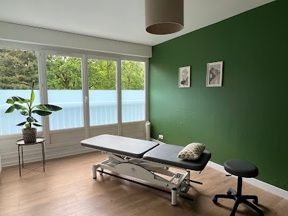 Marina Curti-Lemay Ostéopathe D.O., Ostéopathe à Orvault