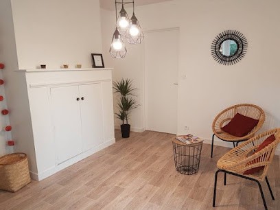 Clémence LEBRUN CHATEL, Ostéopathe à Chartres-de-Bretagne