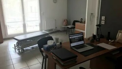 Cornet Michaël OSTEOPATHE, Ostéopathe à Genas