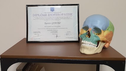 Bastien Garino Ostéopathe D.O, Ostéopathe à Martigues
