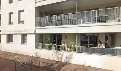 Midy Amandine. Ostéopathe DO, Ostéopathe à La Tour-de-Salvagny