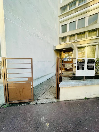 Anne-Sophie LOMBARD & Laura FLECHET, Ostéopathe à Drancy