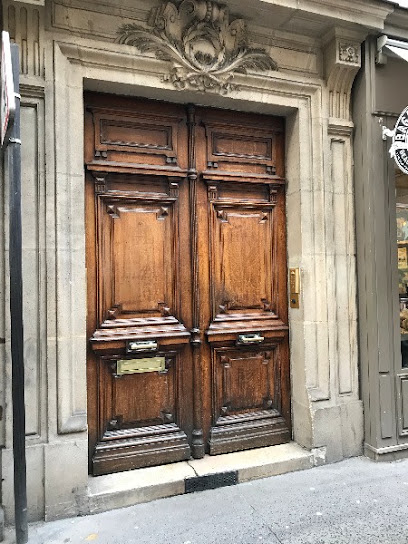 Docteur Sabine Léglise Ostéopathe à Paris 08
