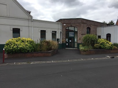 Emeric Briquet Chrétien - Ostéopathe D.O., Ostéopathe à Râches