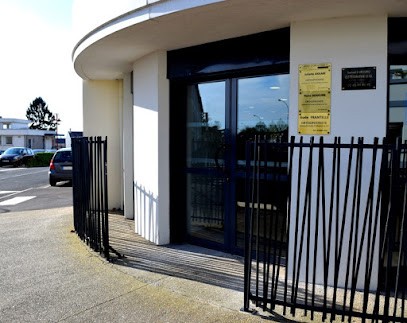 Samuel DUBOURG OSTEOPATHE, Ostéopathe à Montreuil-Juigné