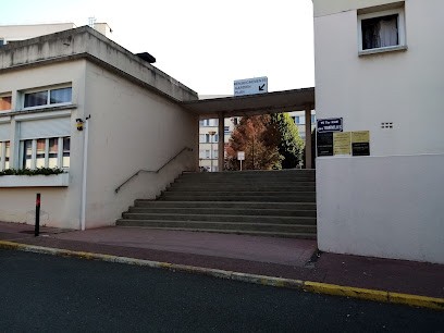 Marty Stéphane, Ostéopathe à L'Haÿ-les-Roses