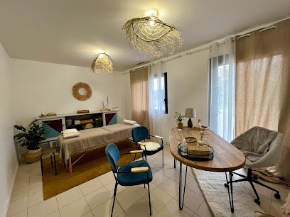 Naomi Bilbao Ostéopathe, Ostéopathe au Castéra